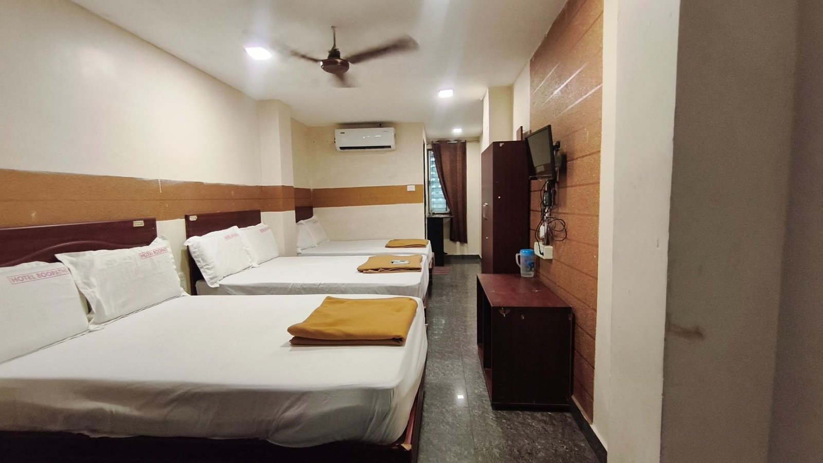 Hotel Boopathi Madurai Family Premium Room